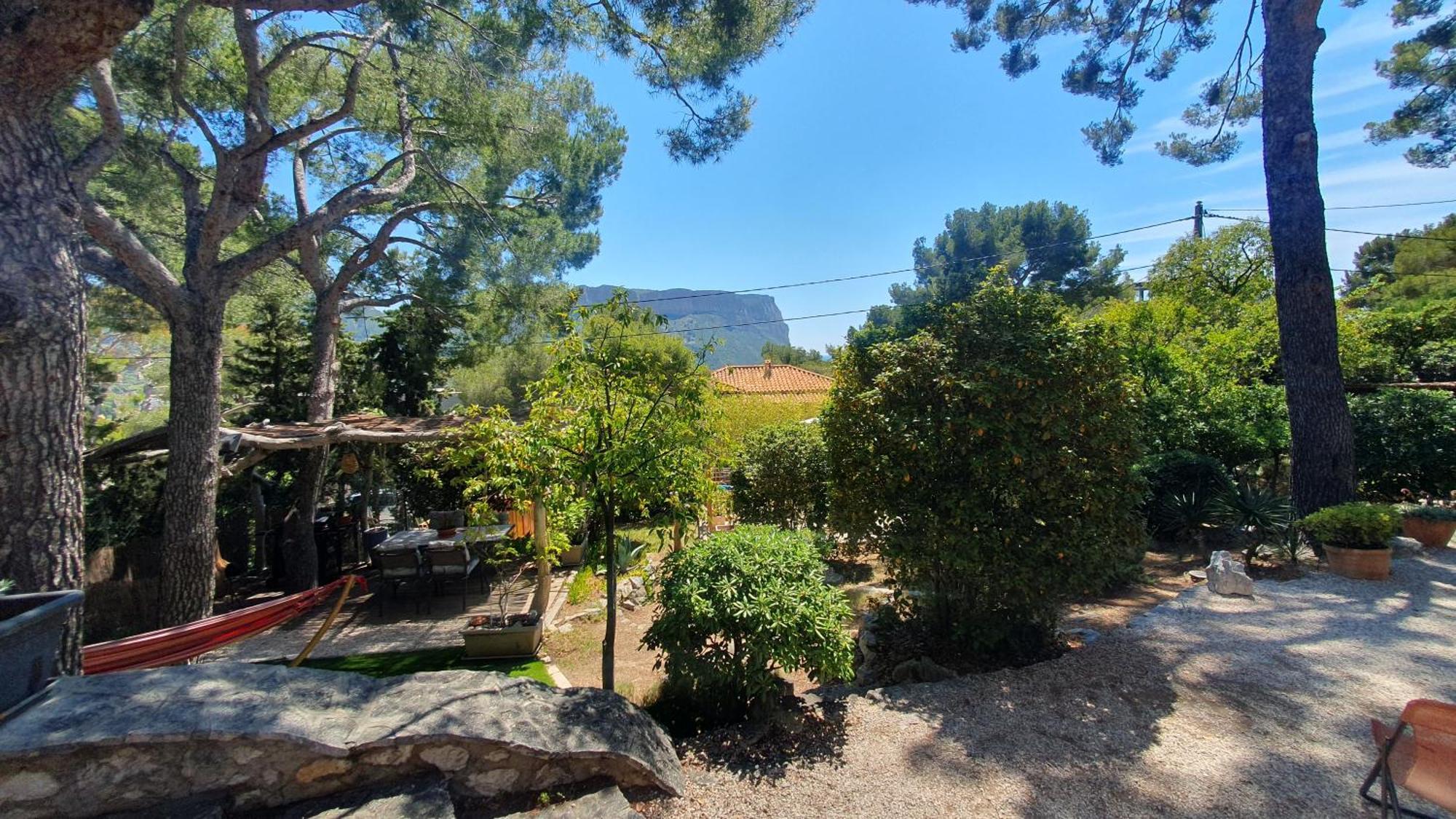 Appartements Avec Jardin Dans Villa Rocaille カシ エクステリア 写真